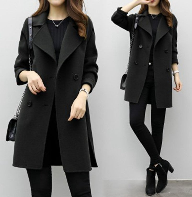 Double-breasted woolen coat